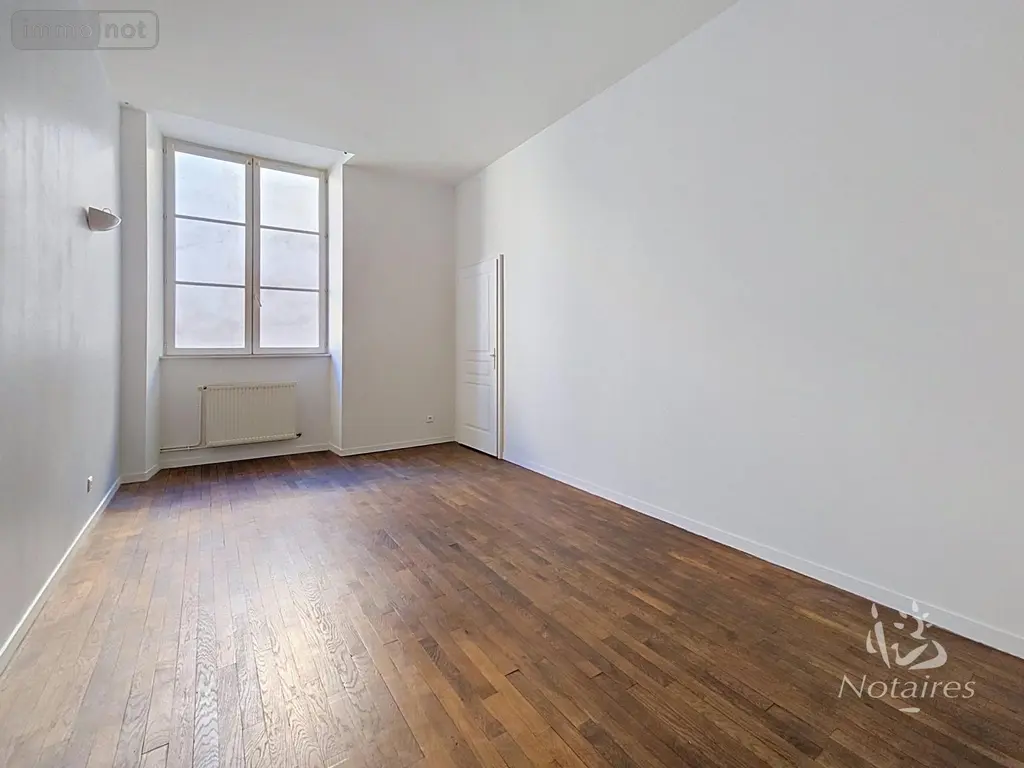 Appartement a vendre Chaumont 52000 Haute-Marne 52 155 m2 5 pièces 133750 euros VA2083-52001 008