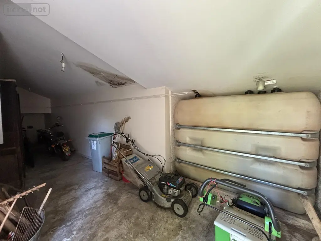 Maison a vendre Champagnac 15350 Cantal 15 185 m2 8 pièces 140000 euros 131T-15029 013