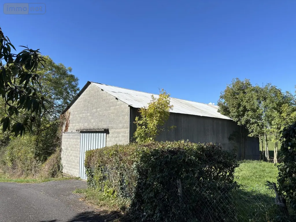 Maison a vendre Champagnac 15350 Cantal 15 185 m2 8 pièces 140000 euros 131T-15029 008