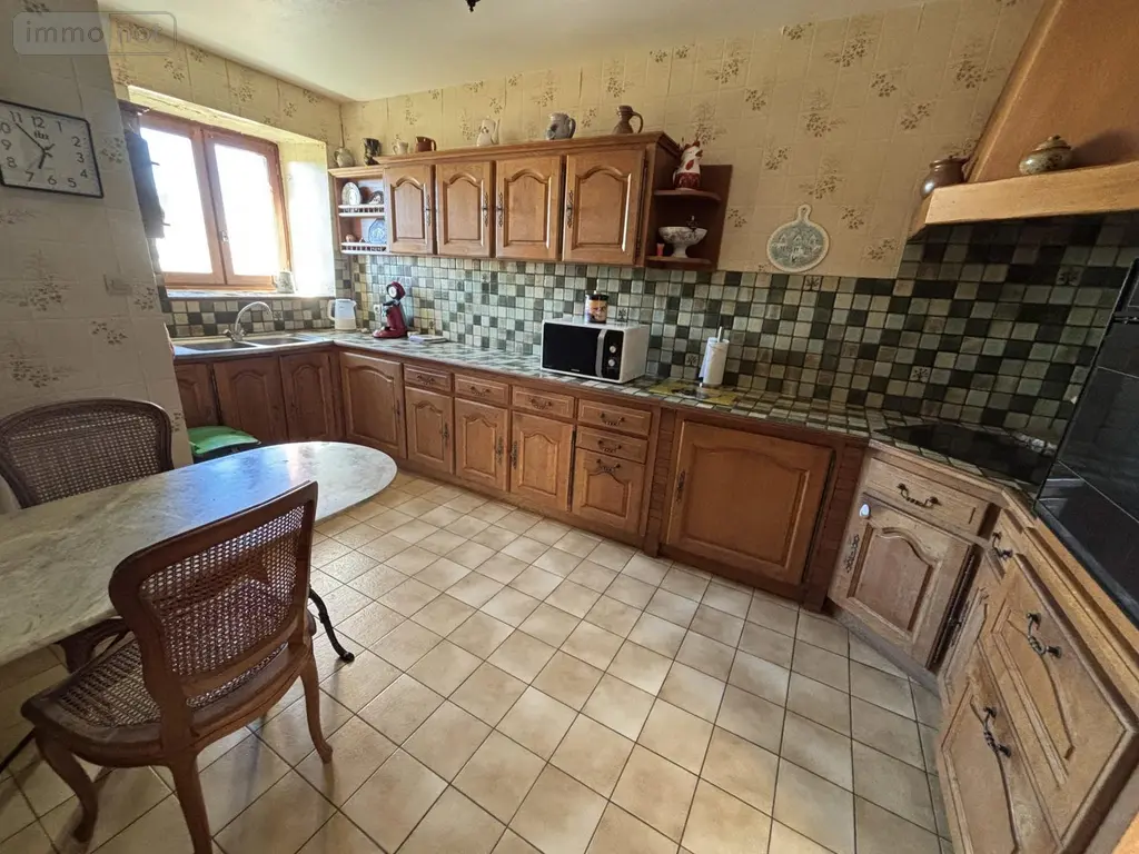 Maison a vendre Champagnac 15350 Cantal 15 185 m2 8 pièces 140000 euros 131T-15029 004