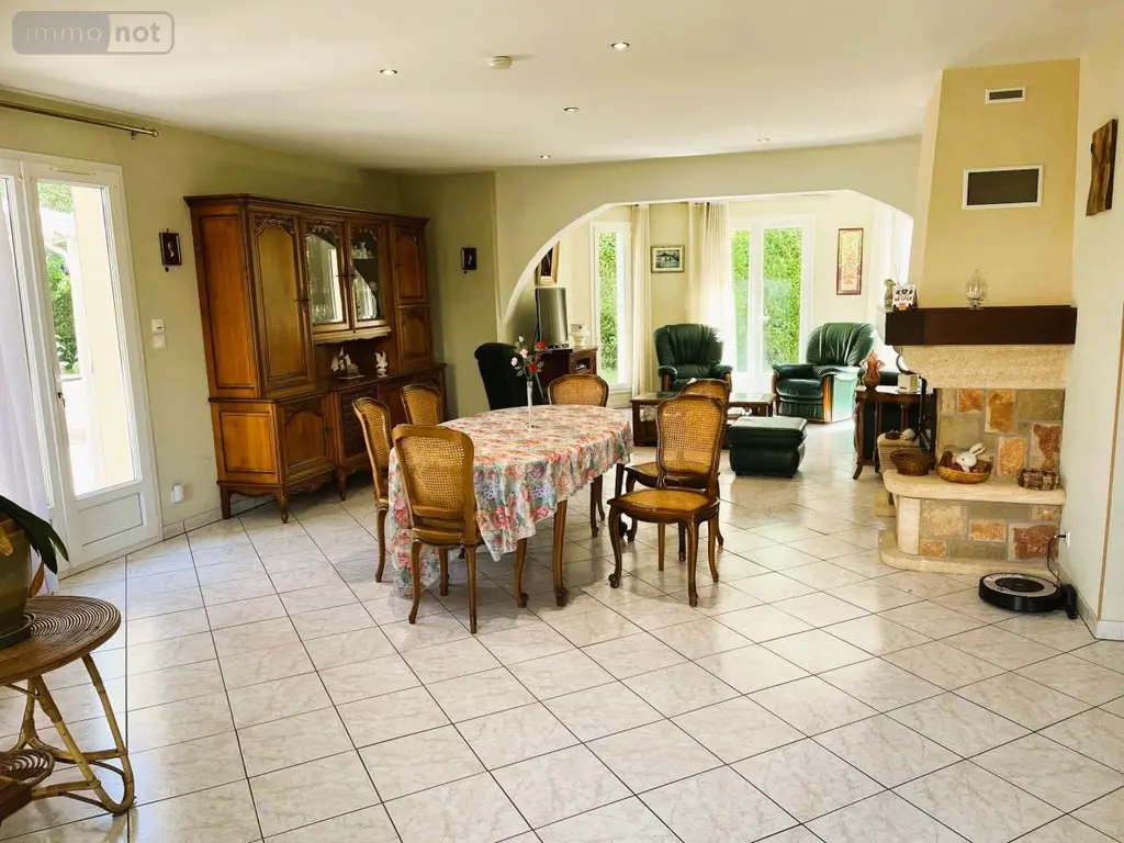 Maison a vendre La Guierche 72380 Sarthe 72 113 m2 5 pièces 276340 euros 72126-3185 009