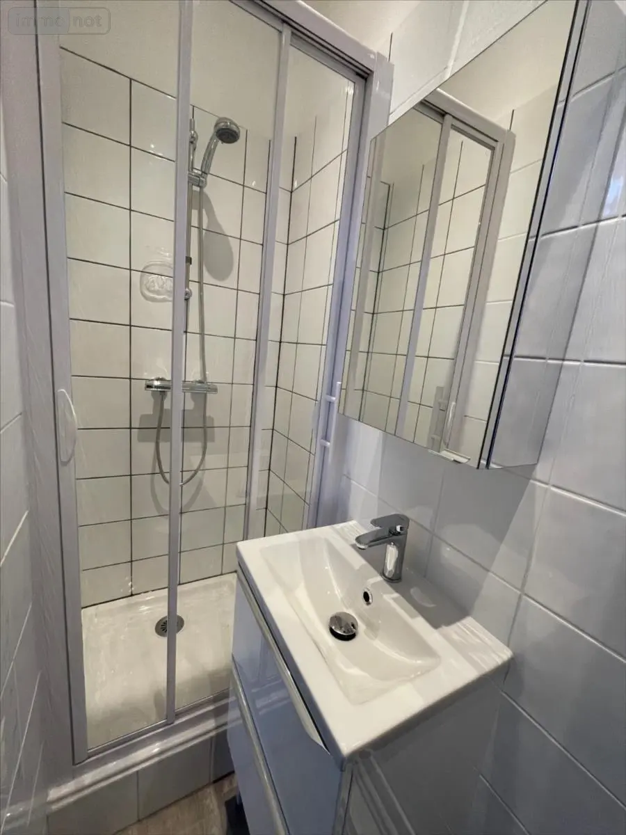 Location appartement Reims 51100 Marne 51 32 m2 2 pièces 612 euros LOCAMARCOL2MILIEU 005