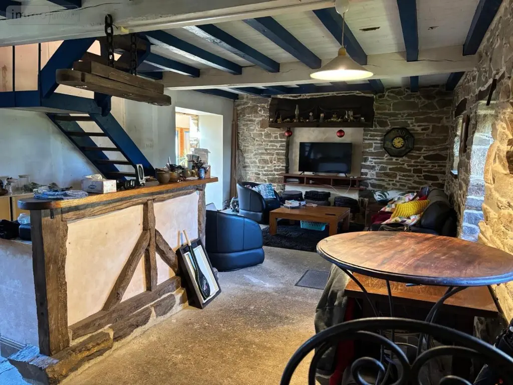 Maison a vendre Berrien 29690 Finistère 29 209 m2 8 pièces 346500 euros 29064-2809 008