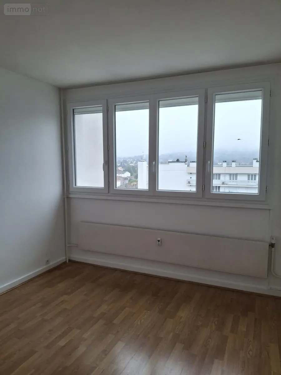 Location appartement Cusset 03300 Allier 03 74 m2 4 pièces 765 euros 03019-L114 010