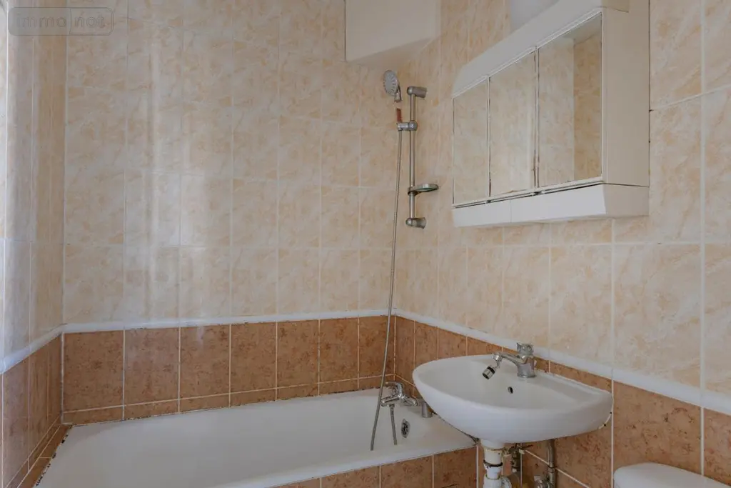 Appartement a vendre Paris 17e Arrondissement 75017 Paris 75 22 m2 1 pièce 185000 euros 75022-957 007