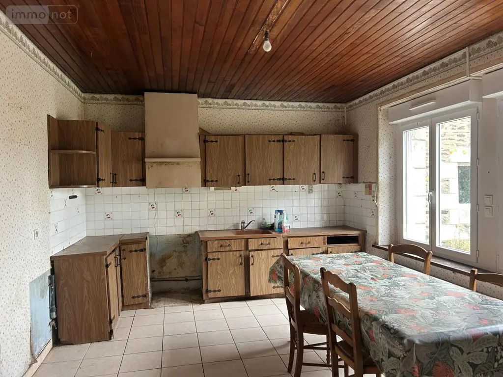 Maison a vendre Ploëzal 22260 Côtes-d'Armor 22 102 m2 231000 euros 22079-867 005