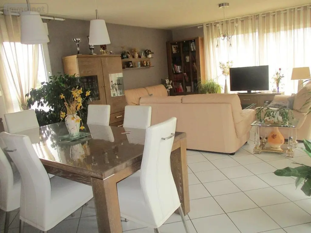 Maison a vendre Carhaix-Plouguer 29270 Finistère 29 226 m2 8 pièces 378000 euros 29064-2764 003