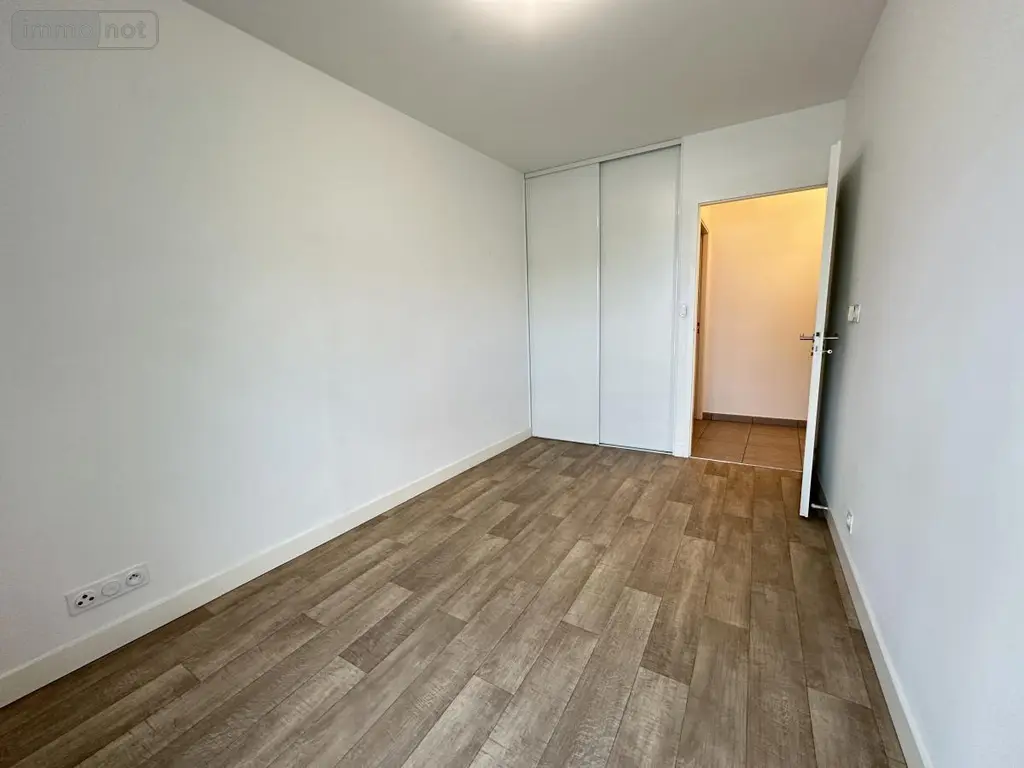 Appartement a vendre Montaigu-Vendée 85600 Vendée 85 57 m2 3 pièces 207500 euros 85020-1544 005