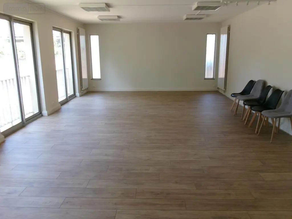 Location fonds et murs commerciaux Bruay-la-Buissière 62700 Pas-de-Calais 62 68 m2 750 euros 62023-L1435 008