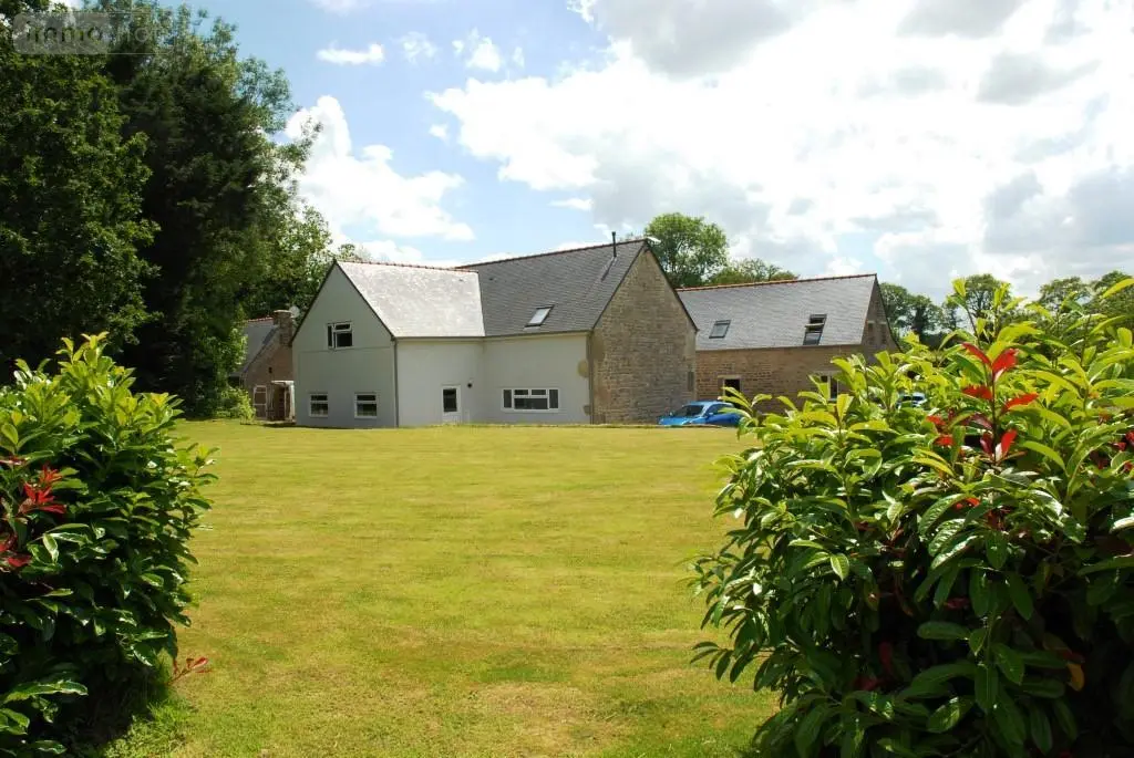 Maison a vendre Plouray 56770 Morbihan 56 700 m2 19 pièces 800680 euros 56075-2235 005