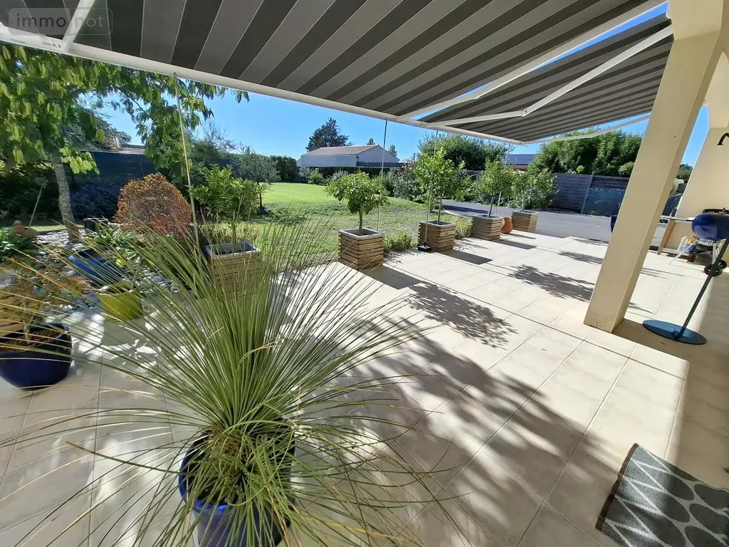 Maison a vendre Saintes 17100 Charente-Maritime 17 134 m2 5 pièces 335000 euros 17111-768 004