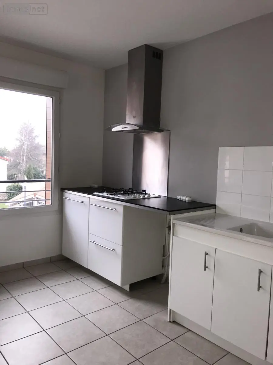 Location appartement Lagnieu 01150 Ain 01 69 m2 3 pièces 1000 euros 01037-L102 008
