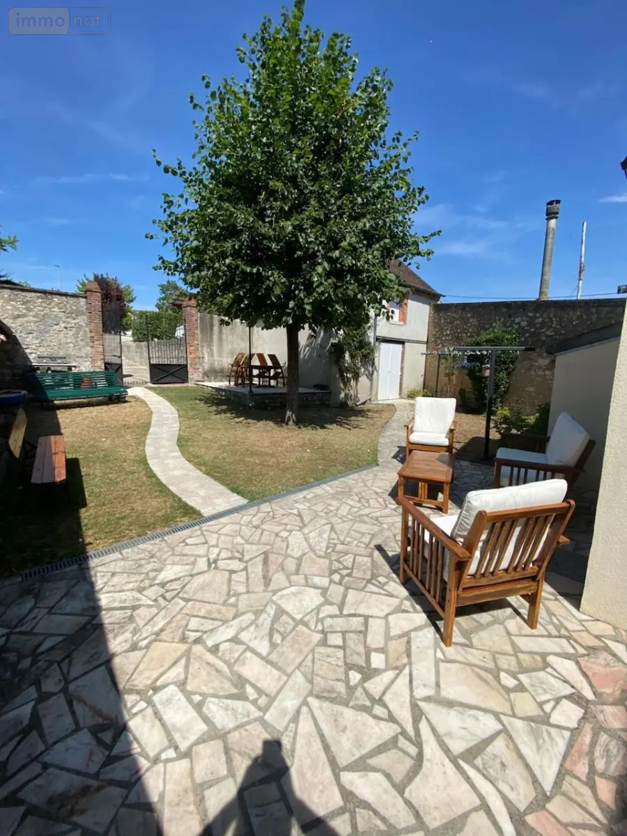 Maison a vendre Montargis 45200 Loiret 45 168 m2 9 pièces 334700 euros 45052-1565 018
