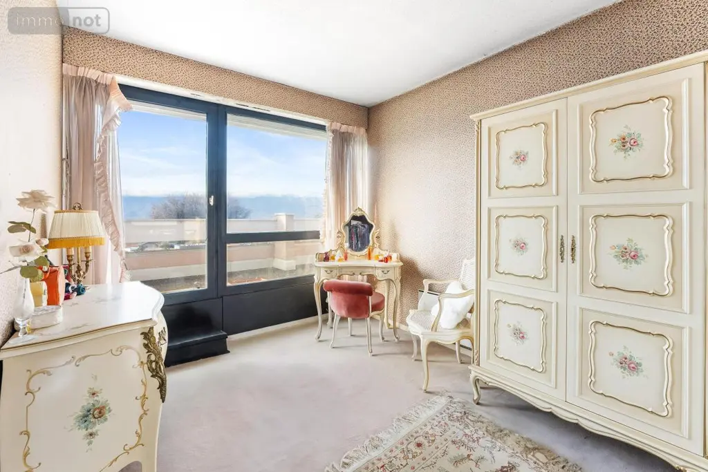 Appartement a vendre Saint-Julien-en-Genevois 74160 Haute-Savoie 74 158 m2 7 pièces 695000 euros 01047-823 007