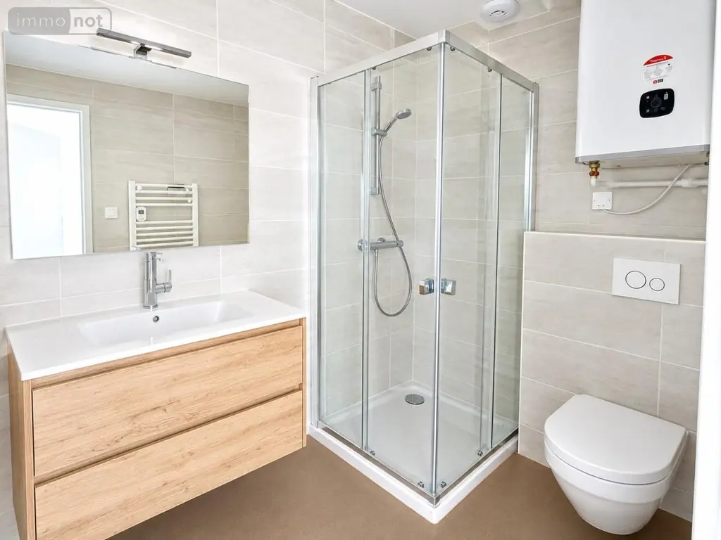 Location appartement Saint-Chély-d'Apcher 48200 Lozère 48 28 m2 370 euros 48032-L129 004