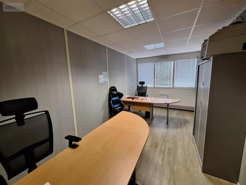 Location fonds et murs commerciaux Saint-Malo 35400 Ille-et-Vilaine 35 131 m2 1775 euros 35084-L363 004