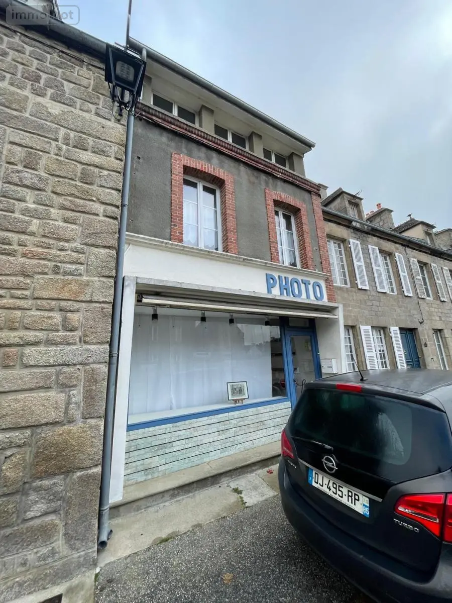 Immeuble de rapport a vendre Barfleur 50760 Manche 50 141 m2 183400 euros 50108-4730 014