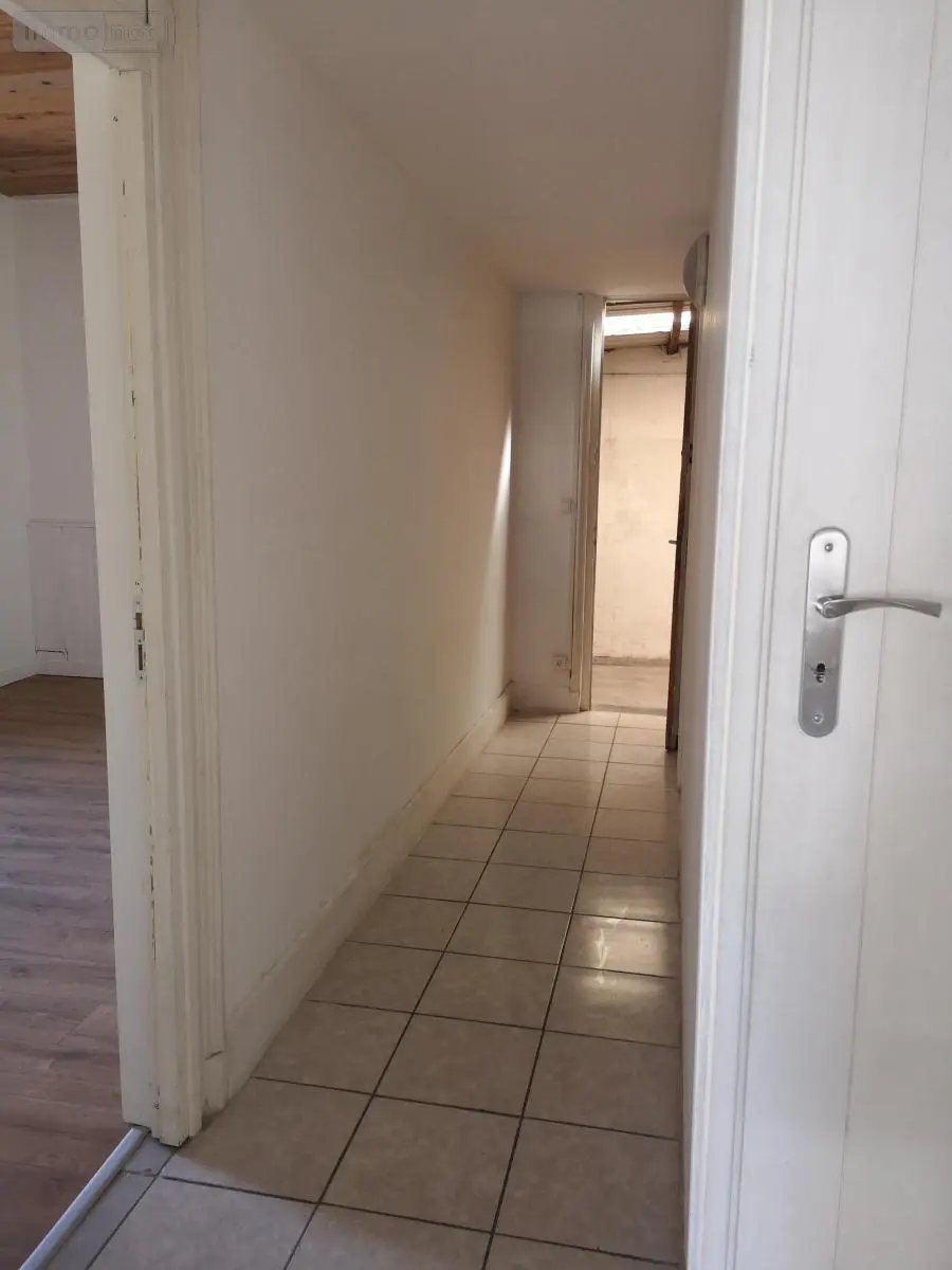 Location fonds et murs commerciaux Cambrai 59400 Nord 59 222 m2 1500 euros 59084-L1435 010
