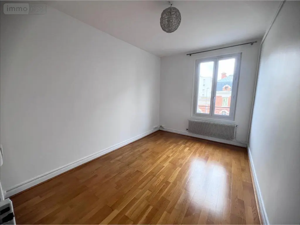 Location appartement Reims 51100 Marne 51 35 m2 2 pièces 626 euros LOCAROBMAR 001