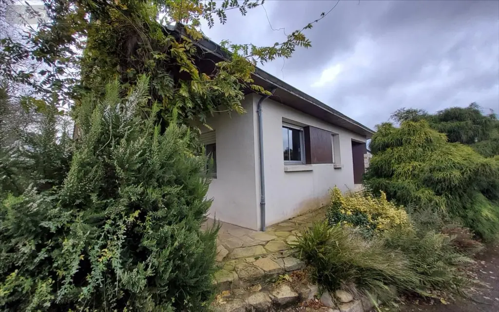 Maison a vendre Carhaix-Plouguer 29270 Finistère 29 171 m2 7 pièces 299250 euros 29066-902107 027