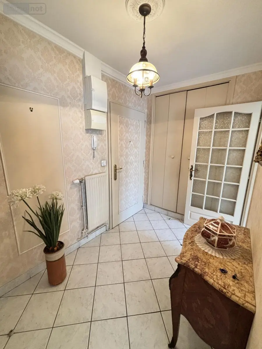 Appartement a vendre Bourges 18000 Cher 18 77 m2 3 pièces 171400 euros 18004-4243 003