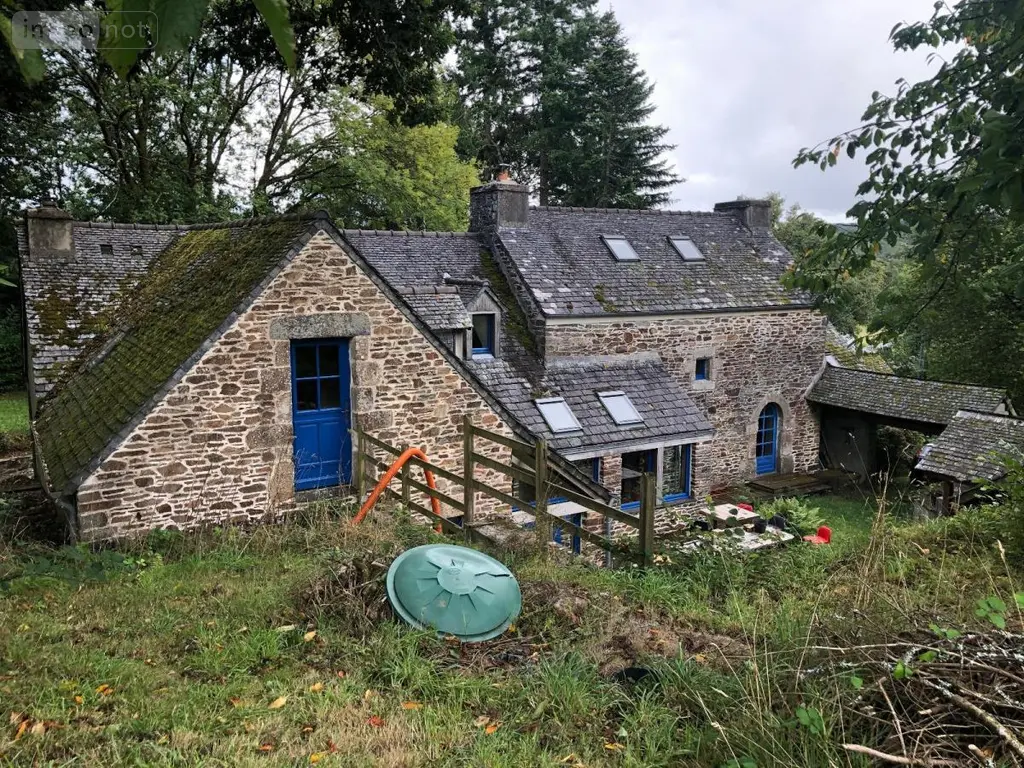 Maison a vendre Berrien 29690 Finistère 29 209 m2 8 pièces 346500 euros 29064-2809 004