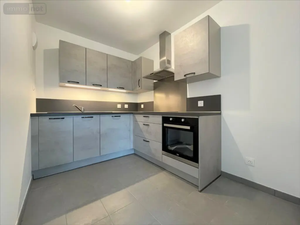 Location appartement Bezannes 51430 Marne 51 45 m2 2 pièces 702 euros LOCAP021CALZ 004