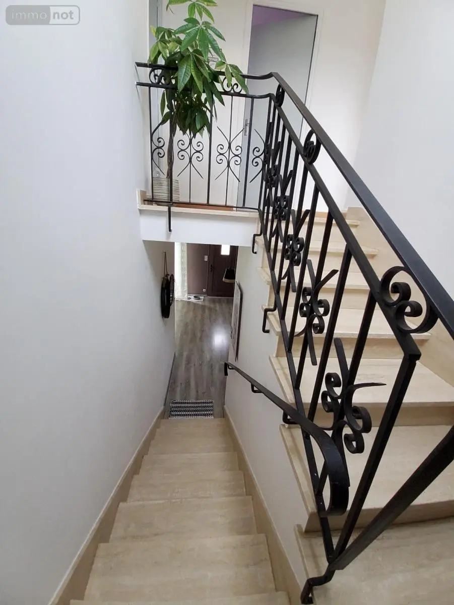 Maison a vendre Plounévézel 29270 Finistère 29 111 m2 6 pièces 178500 euros 29066-3742 012