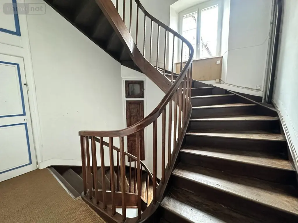 Appartement a vendre Saint-Flour 15100 Cantal 15 98 m2 116600 euros 15046-82 008