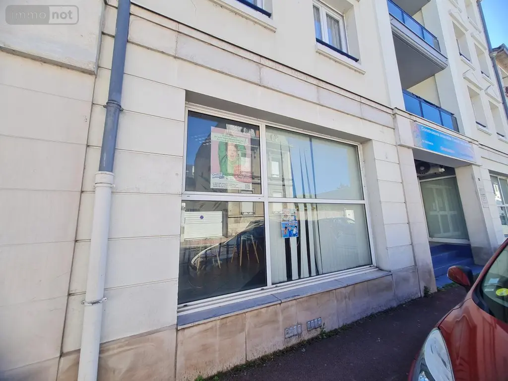 Fonds et murs commerciaux a vendre Vendôme 41100 Loir-et-Cher 41 318 m2 613010 euros 41059-988 004