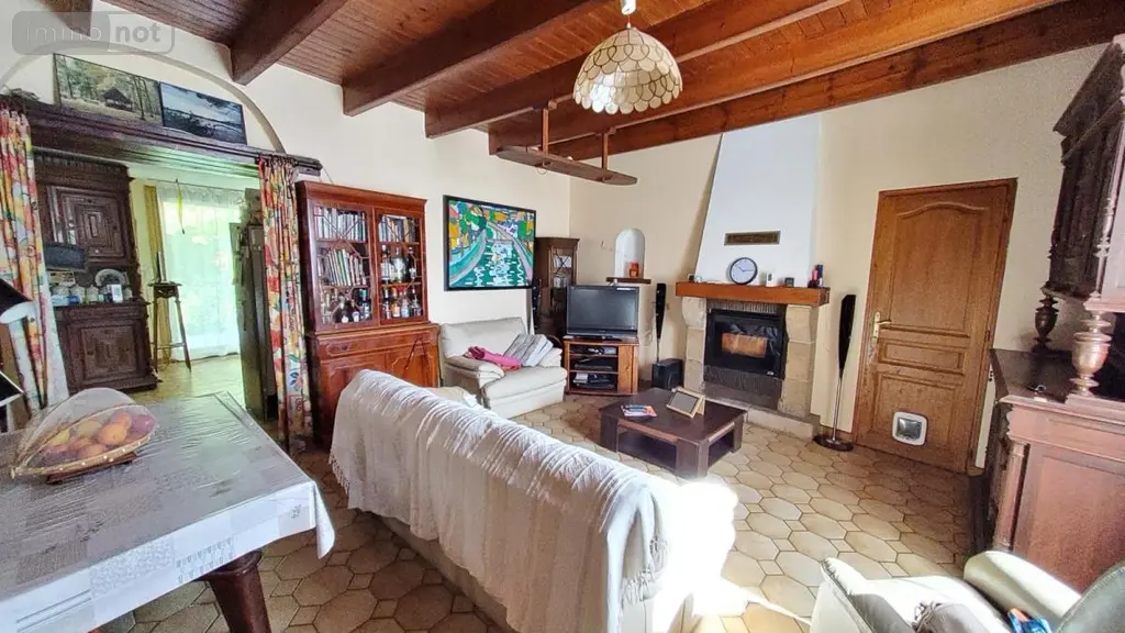 Maison a vendre Saint-Hernin 29270 Finistère 29 207 m2 10 pièces 249900 euros 29066-3803 003
