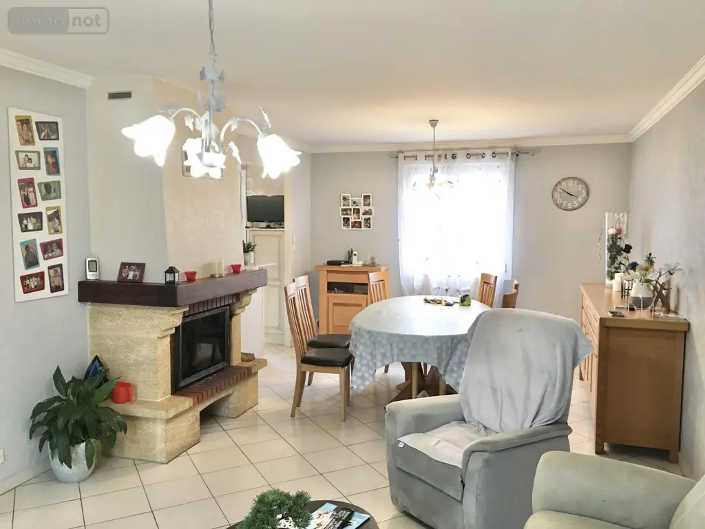 Maison a vendre Juigné-sur-Sarthe 72300 Sarthe 72 89 m2 5 pièces 168000 euros 72068-2117 001