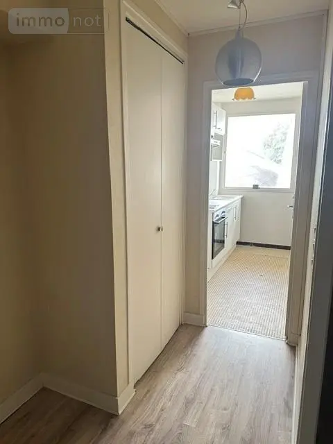 Location appartement Reims 51100 Marne 51 34 m2 1 pièce 581 euros 51047-L215 005