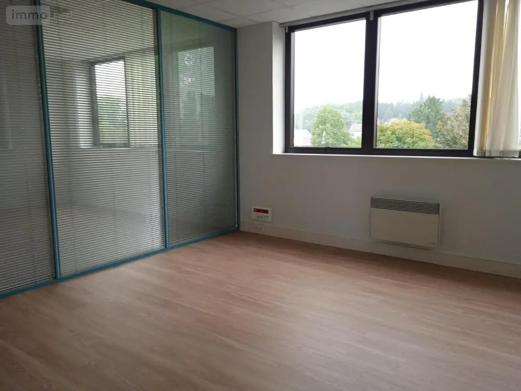 Location fonds et murs commerciaux Montargis 45200 Loiret 45 103 m2 1830 euros 45052-L253 004