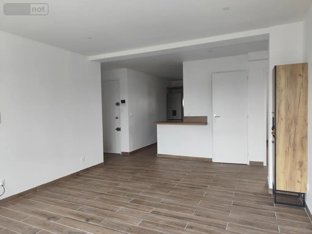 Location appartement Amilly 45200 Loiret 45 59 m2 3 pièces 815 euros 45052-L299 005