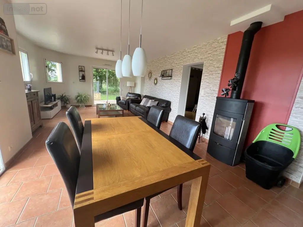 Maison a vendre Yvignac-la-Tour 22350 Côtes-d'Armor 22 148 m2 7 pièces 297510 euros 22044-3868 002