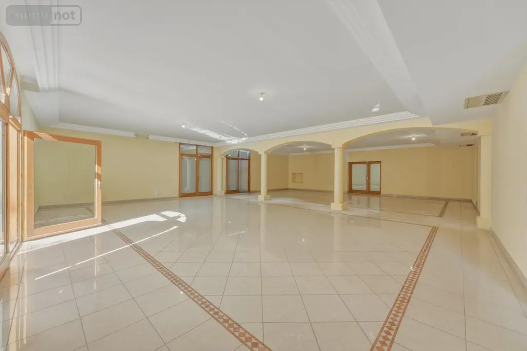 Maison a vendre Divonne-les-Bains 01220 Ain 01 661 m2 11 pièces 2500000 euros 01047-868 002