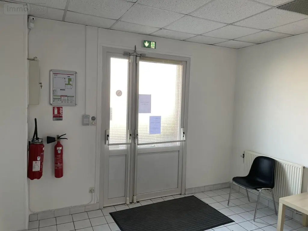 Fonds et murs commerciaux a vendre Caudry 59540 Nord 59 750 m2 366800 euros 59191-5761 003