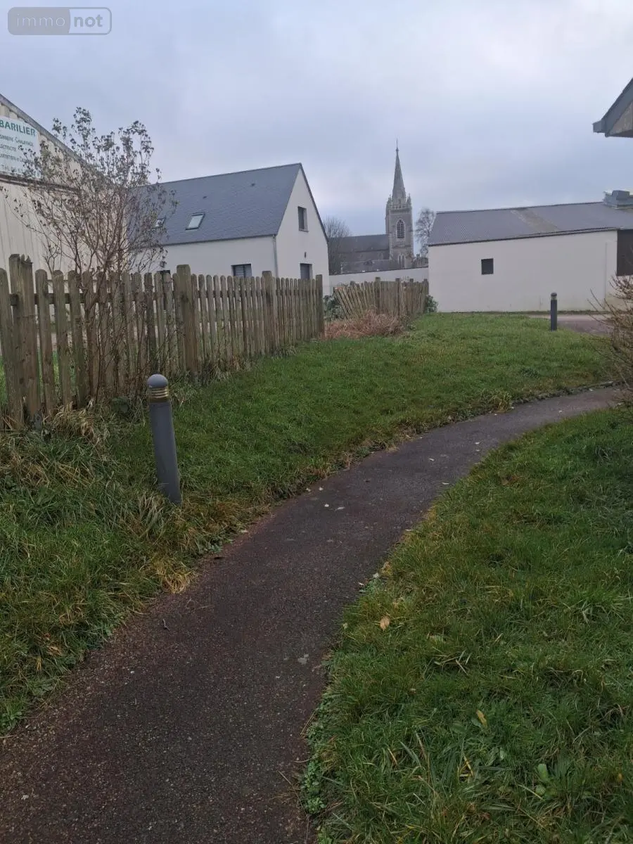 Location fonds et murs commerciaux La Haye 50250 Manche 50 157 m2 700 euros 50061-L215 023