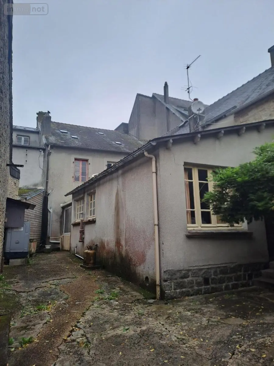 Maison a vendre Huelgoat 29690 Finistère 29 220 m2 10 pièces 126600 euros 29064-2722 010