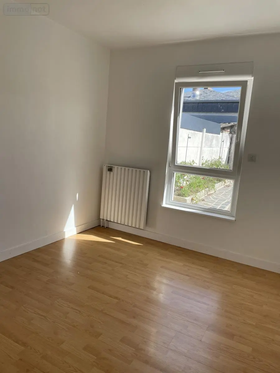 Location maison Saint-Malo 35400 Ille-et-Vilaine 35 88 m2 5 pièces 1100 euros 35104-L133 005