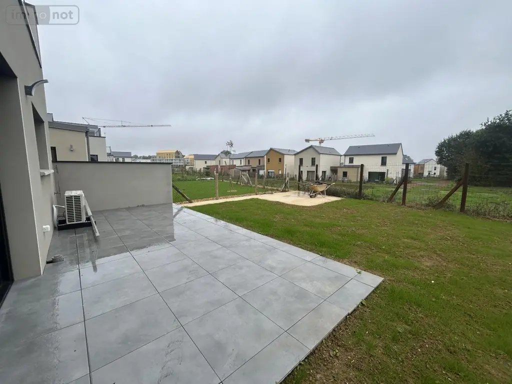 Location maison La Chapelle-des-Fougeretz 35520 Ille-et-Vilaine 35 147 m2 5 pièces 1750 euros 35060-L404 011