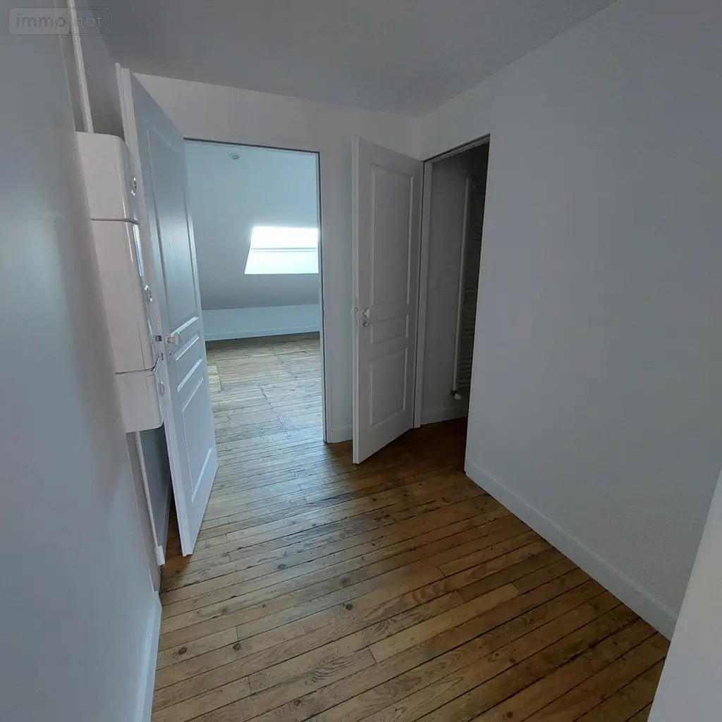 Location appartement Reims 51100 Marne 51 43 m2 2 pièces 740 euros 51046-L592 002