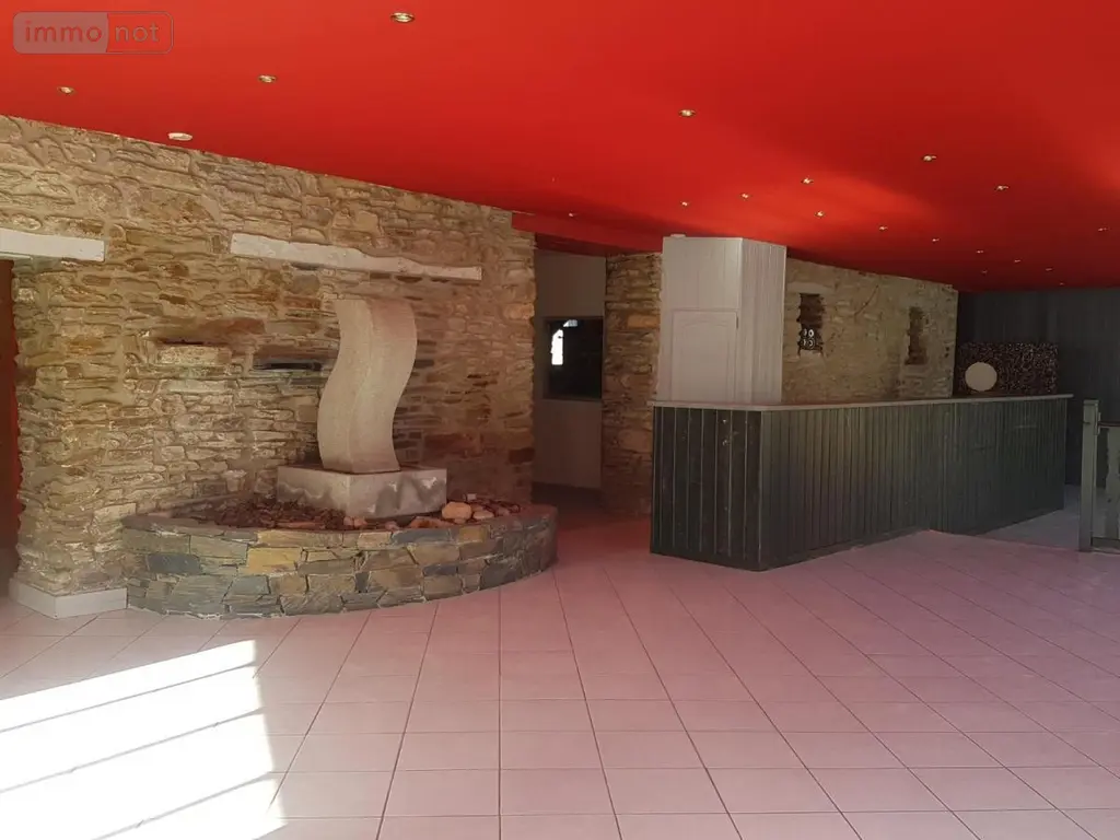 Fonds et murs commerciaux a vendre Gourin 56110 Morbihan 56 200 m2 131102 euros 56071-2677 002