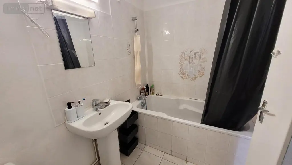 Maison a vendre Sablé-sur-Sarthe 72300 Sarthe 72 77 m2 3 pièces 74900 euros 72068-2167 004
