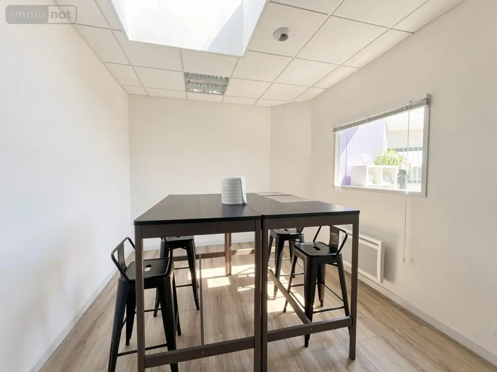 Location fonds et murs commerciaux Saint-Martin-des-Champs 29600 Finistère 29 105 m2 1571 euros 29107-L90 005