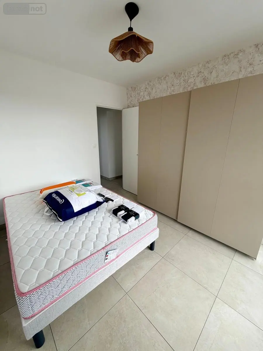 Location appartement Reims 51100 Marne 51 54 m2 983 euros 51067-L71 013