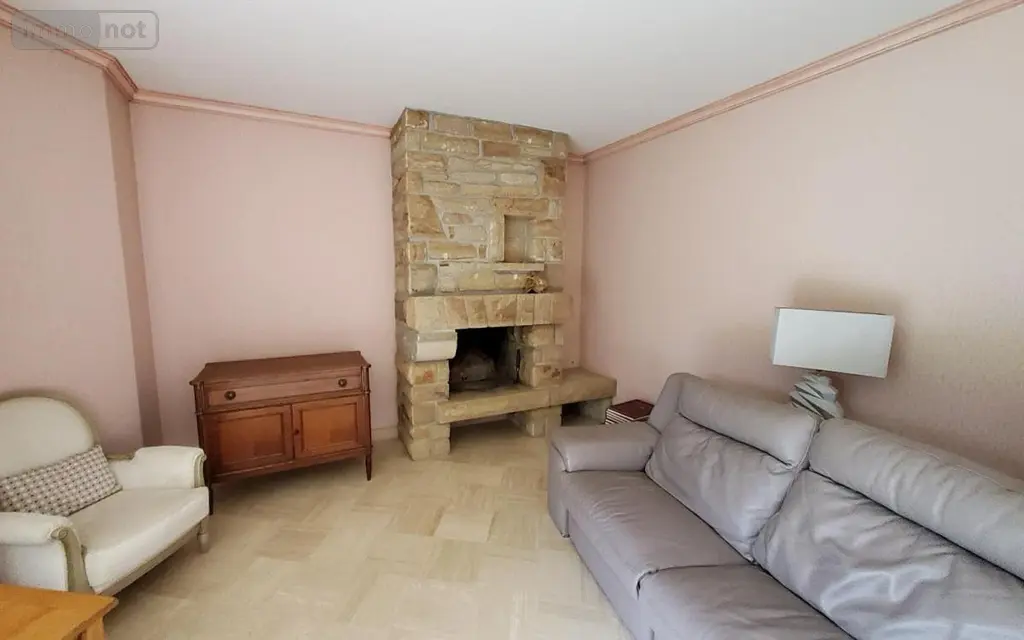 Maison a vendre Carhaix-Plouguer 29270 Finistère 29 171 m2 7 pièces 299250 euros 29066-3739 008