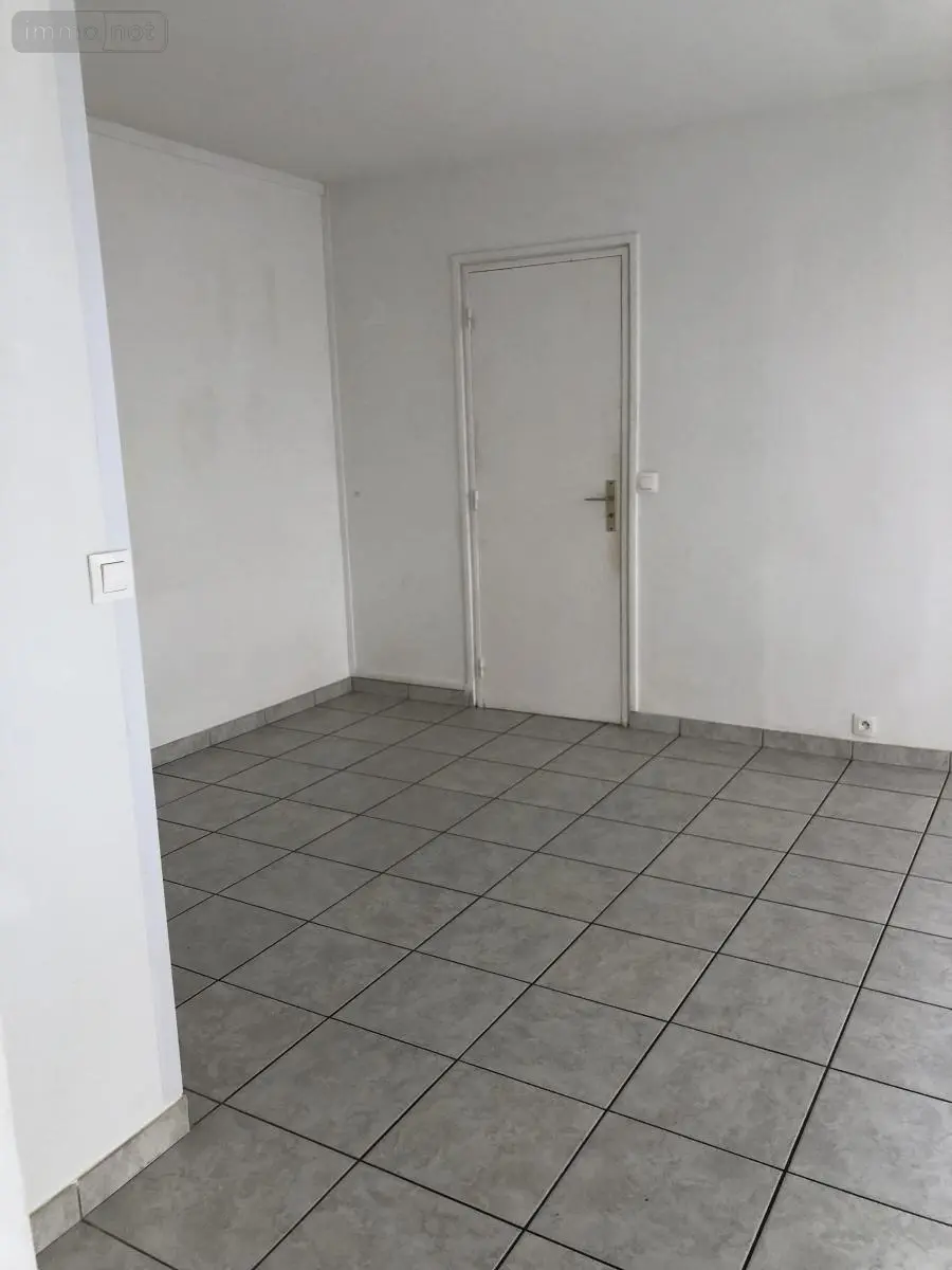 Location appartement Amiens 80000 Somme 80 42 m2 2 pièces 700 euros 80011-L1094 006