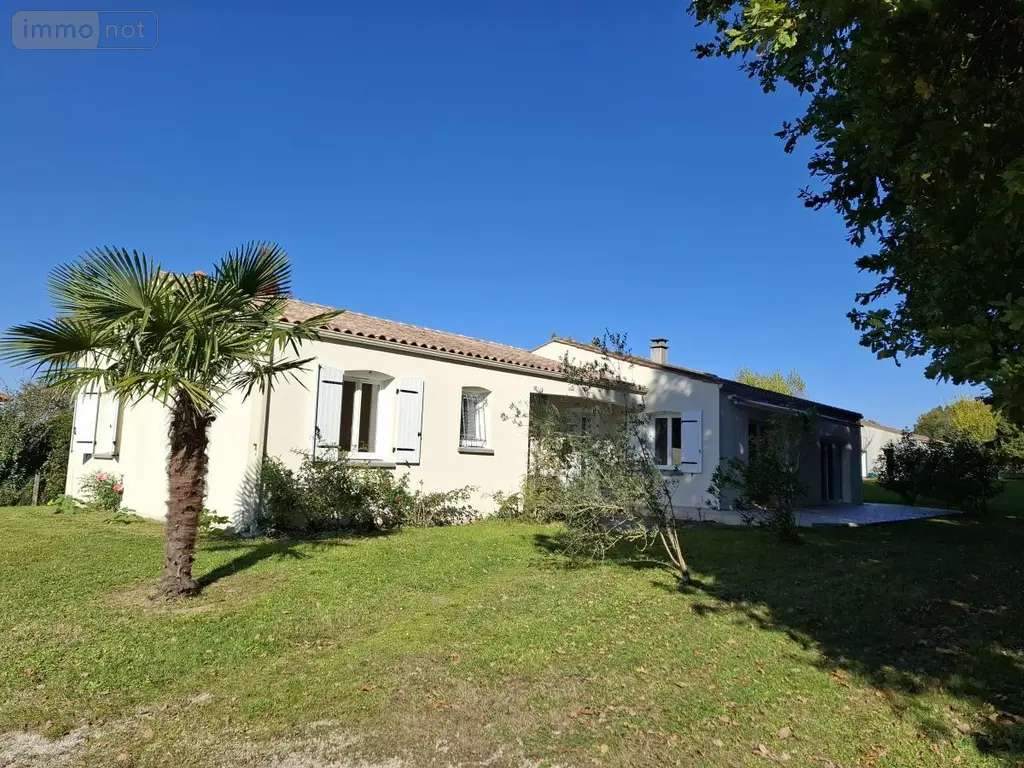 Maison a vendre Pessines 17810 Charente-Maritime 17 132 m2 6 pièces 325000 euros 17111-693 026